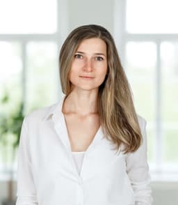 Elena Latona